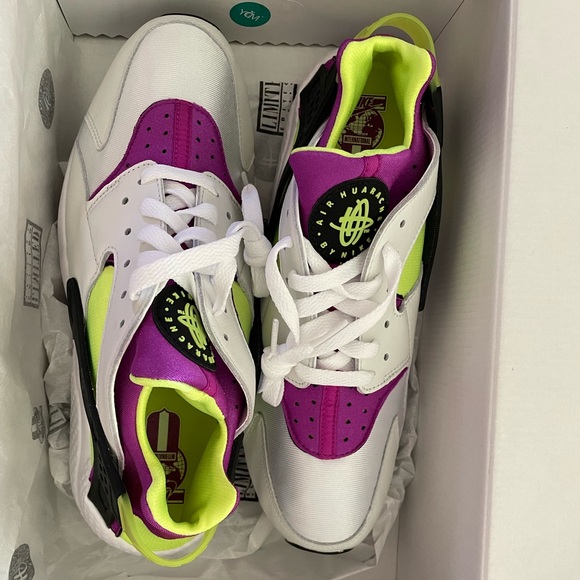 Nike Air Huarache New in Box Men’s 10, Neon Yellow, Magenta - Picture 5 of 10